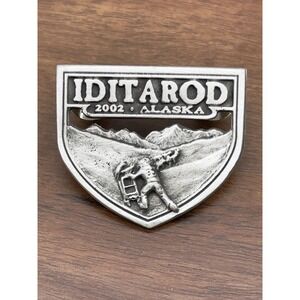 Vintage Iditarod 2002 Alaska Pewter Pin Sled Dog Race Husky Souvenir Collectible